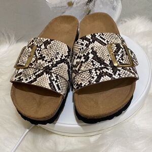 Bayton Leather Sandal